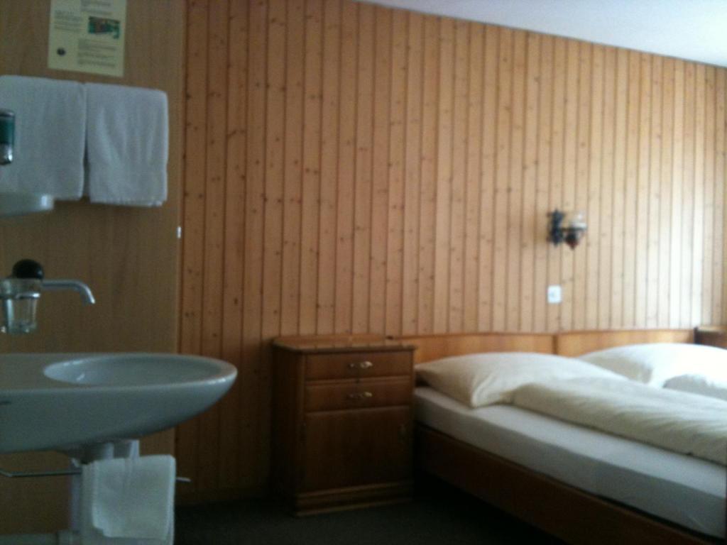 Hotel Stalden Lütschenthal Habitación foto